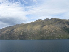 Rolling Mountains on Lake Wakatipu.JPG